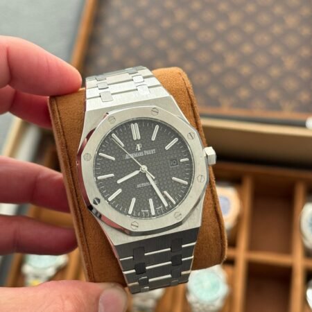 AP royal oak 41 mm grey dial