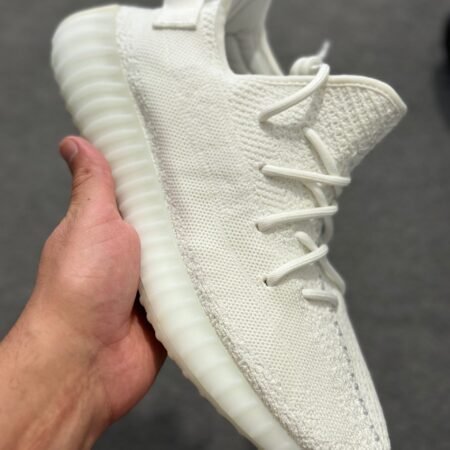 Yeezy 350 white