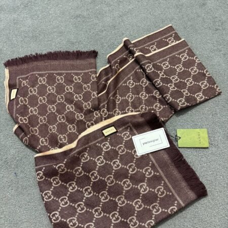 Gucci scarf