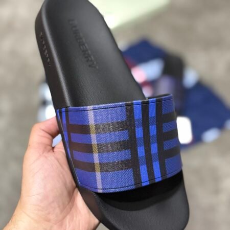 Burberry slider