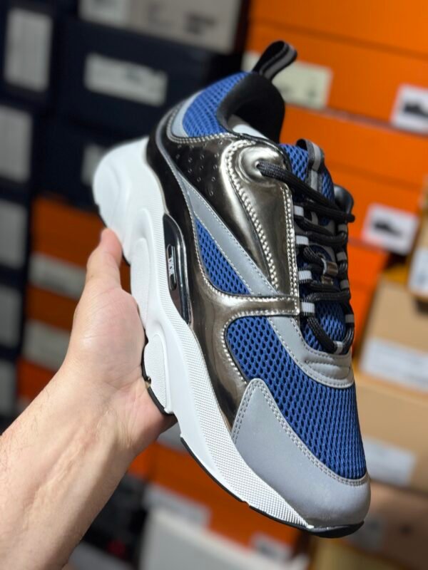Dior b22