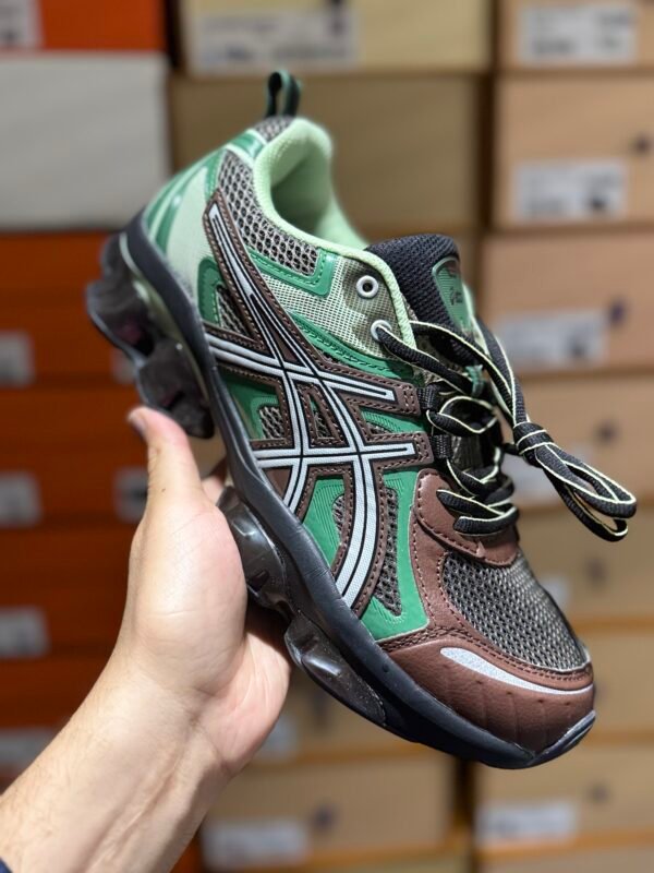 Oasics sneaker