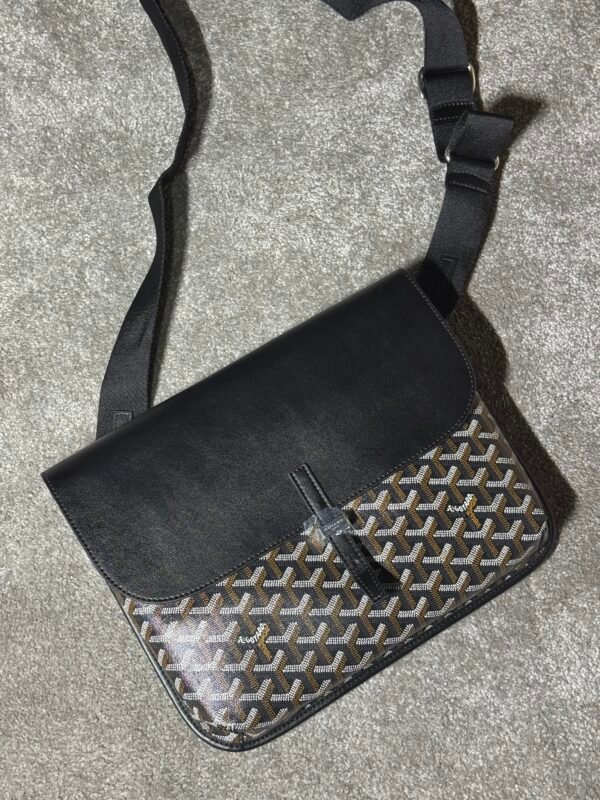 Goyard bag