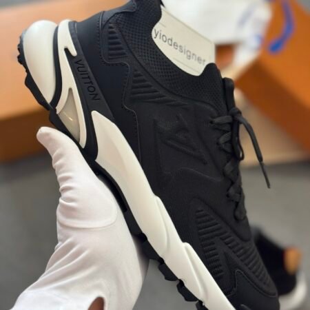 Lv sneaker