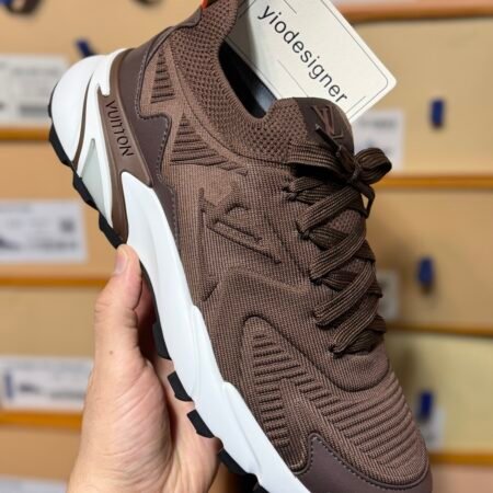 Lv sneaker