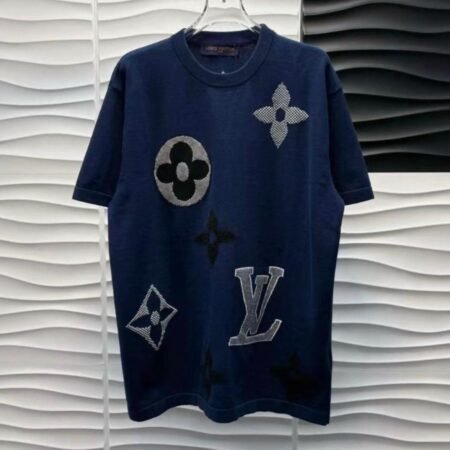 Lv T-shirt