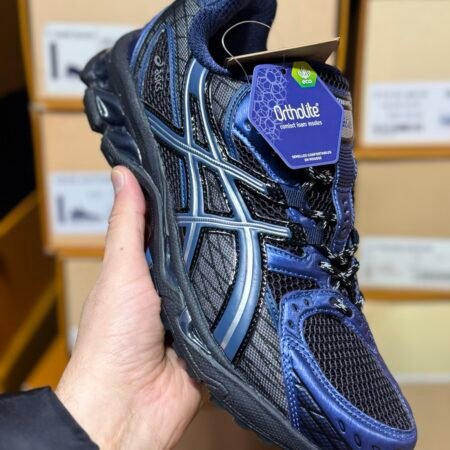 Asics sneaker