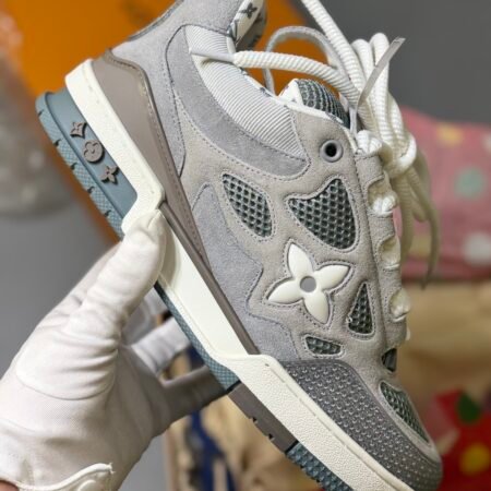 Lv sneaker  skate