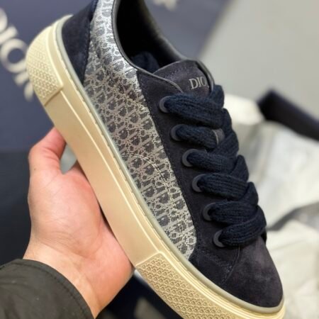 Dior sneaker