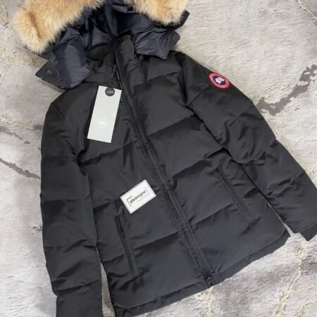 Canada goose ladies Chelsea parka black