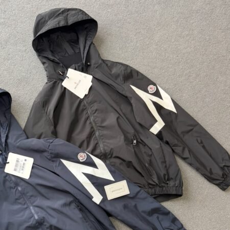 Moncler windbreaker black
