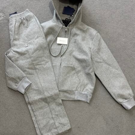 Lv tracksuit
