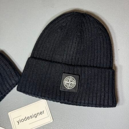 Stone island hat